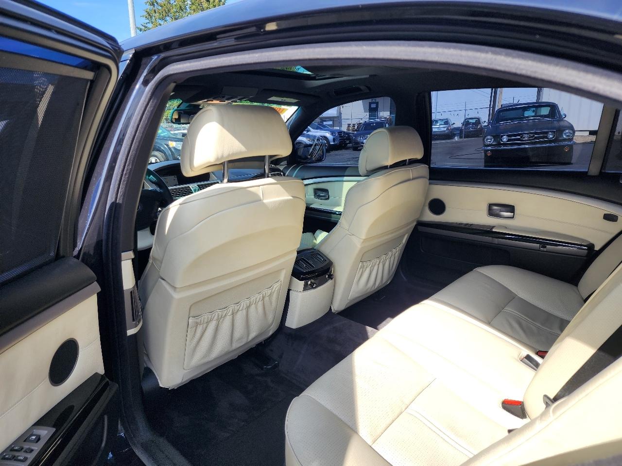 BMW 7 Series 750Li 2006