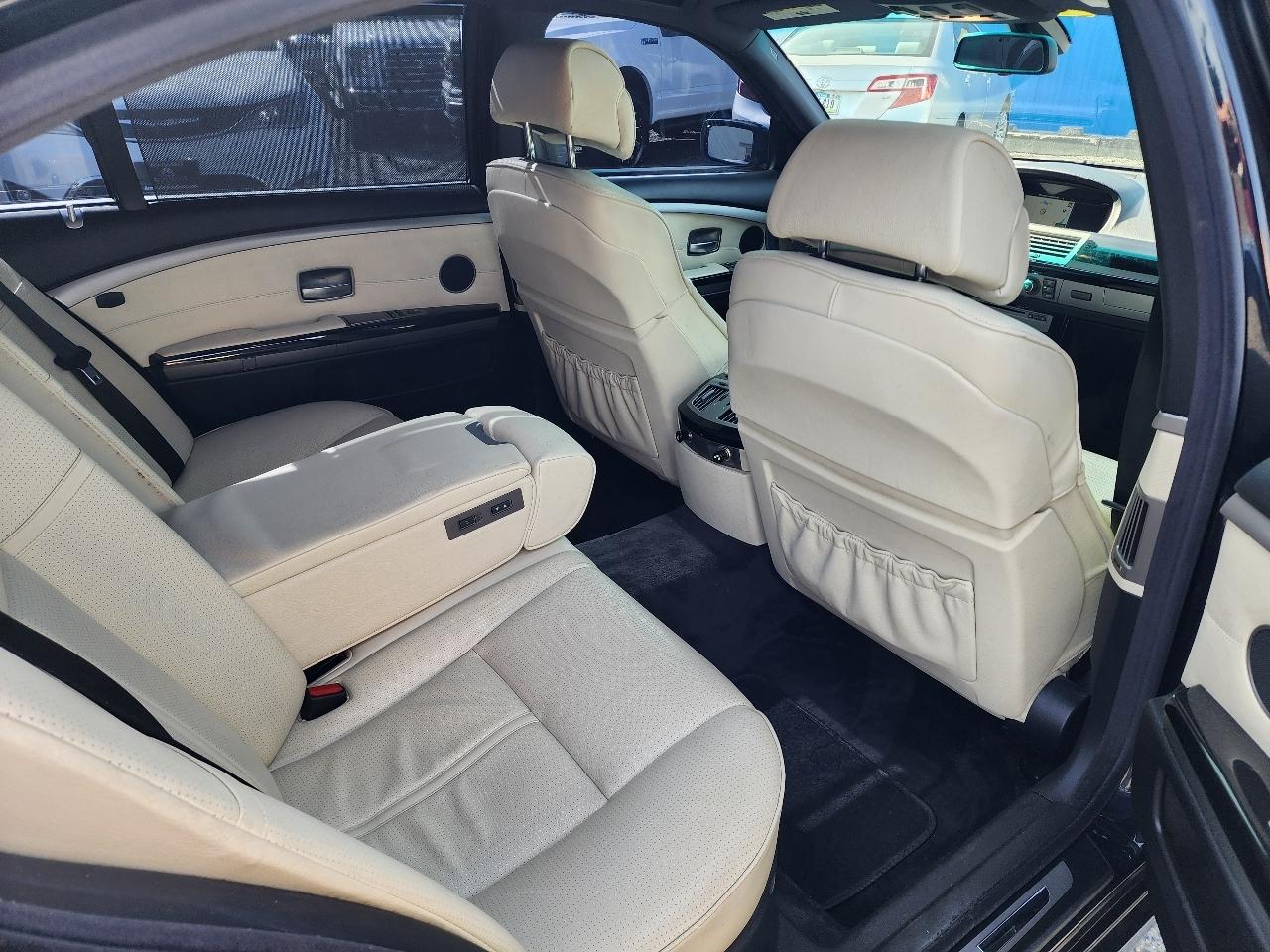 BMW 7 Series 750Li 2006