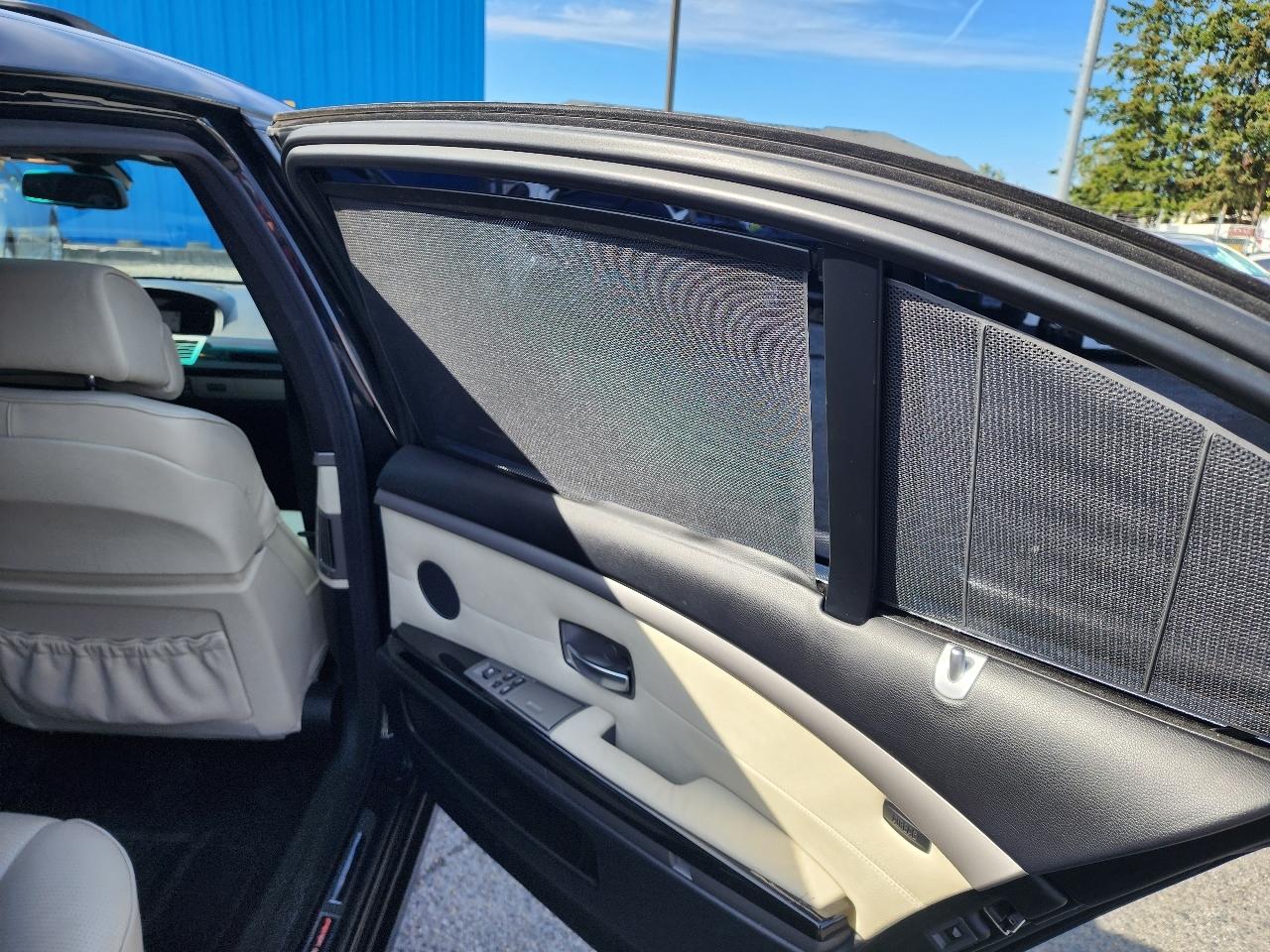 BMW 7 Series 750Li 2006