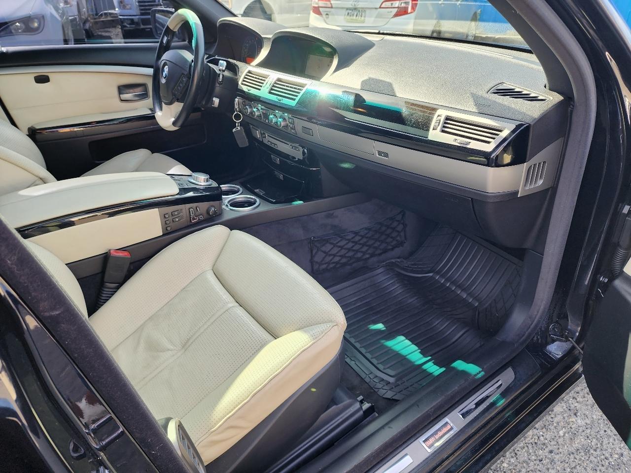 BMW 7 Series 750Li 2006