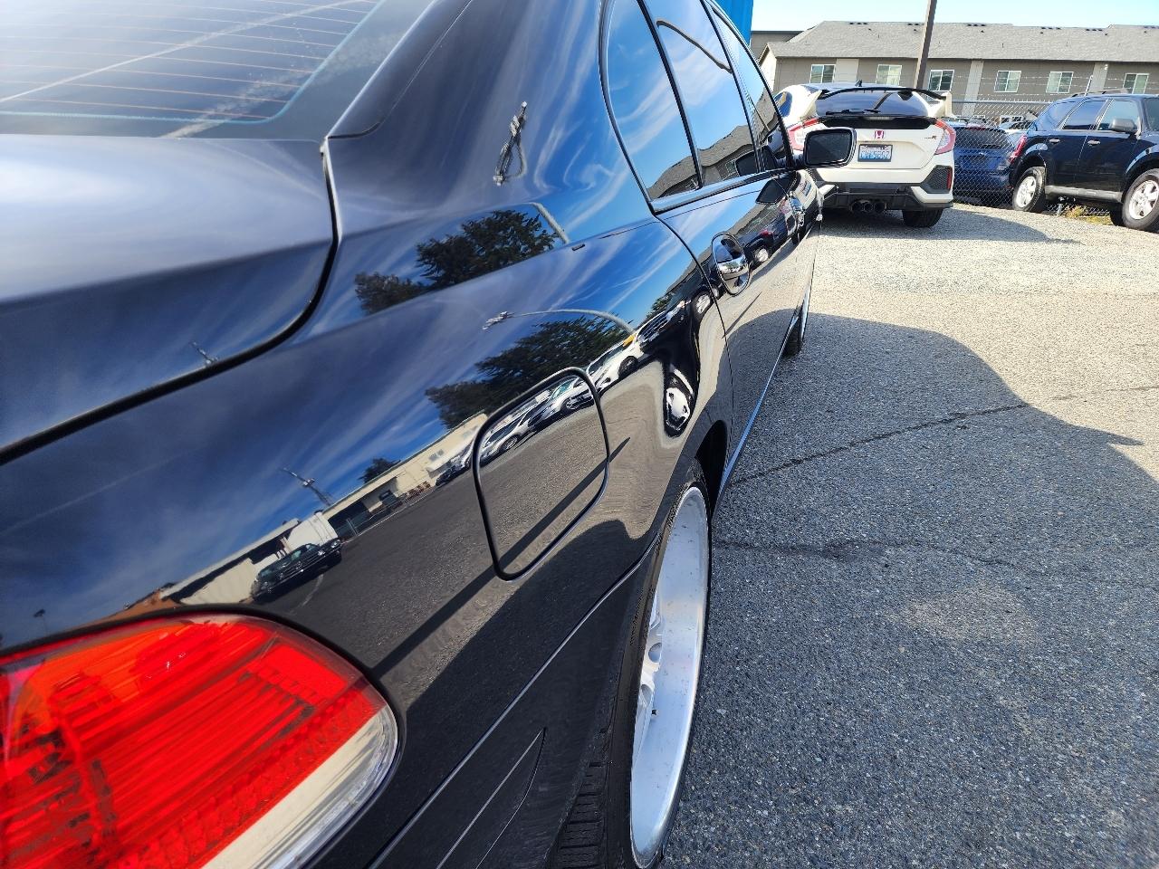BMW 7 Series 750Li 2006