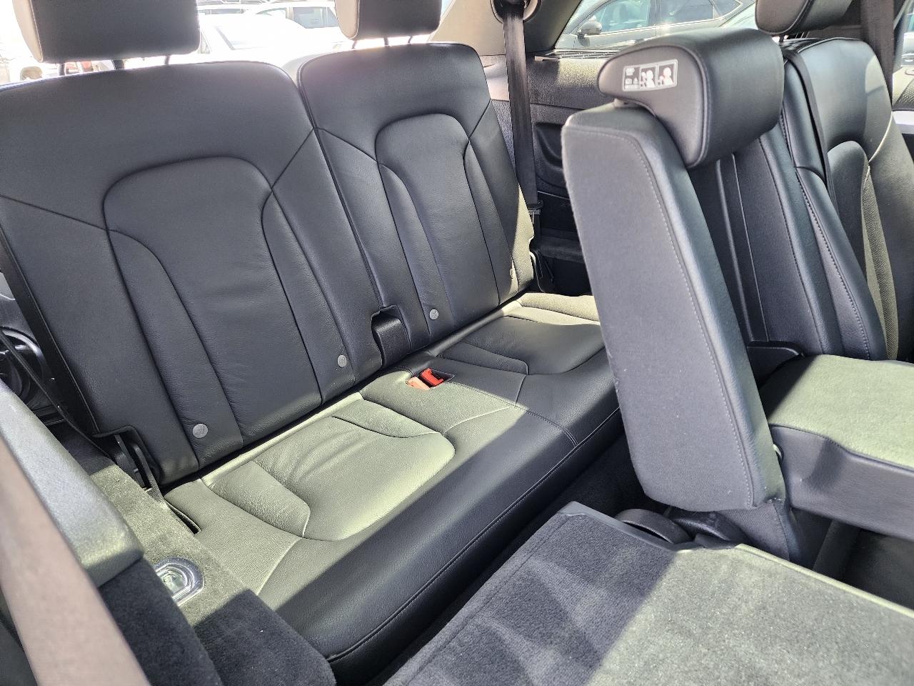Audi Q7  2013