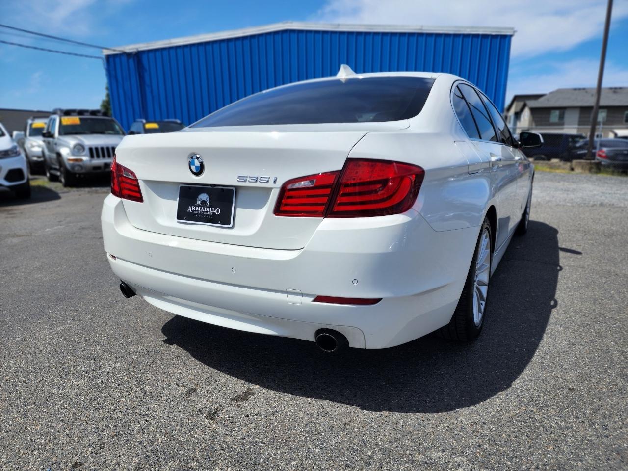BMW 5 Series 4dr Sdn 535i RWD 2011