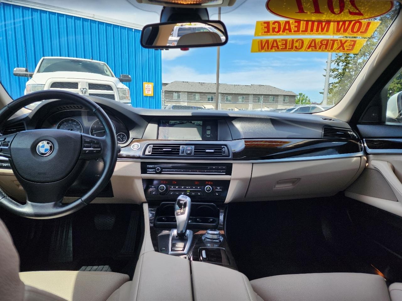 BMW 5 Series 4dr Sdn 535i RWD 2011