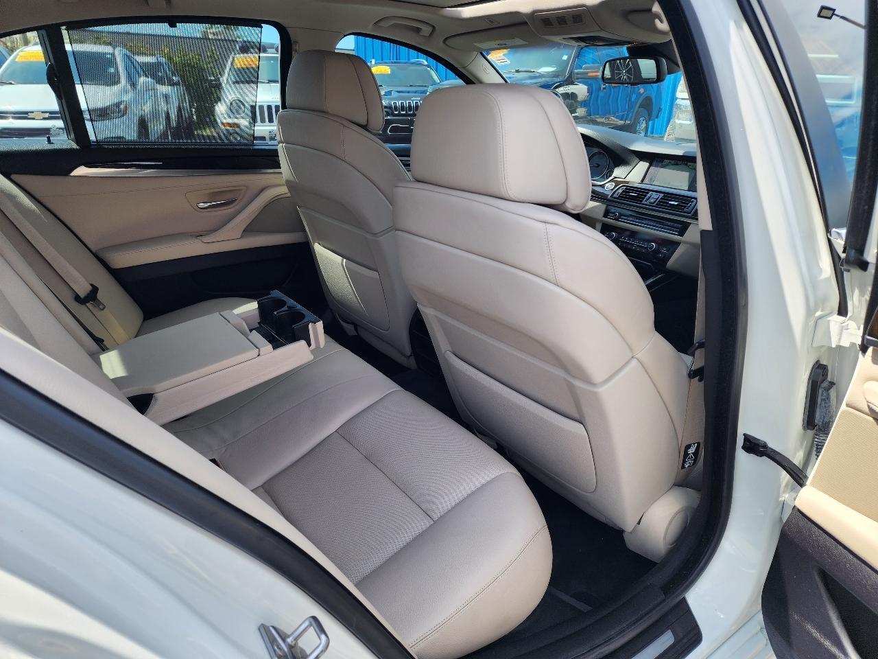 BMW 5 Series 4dr Sdn 535i RWD 2011