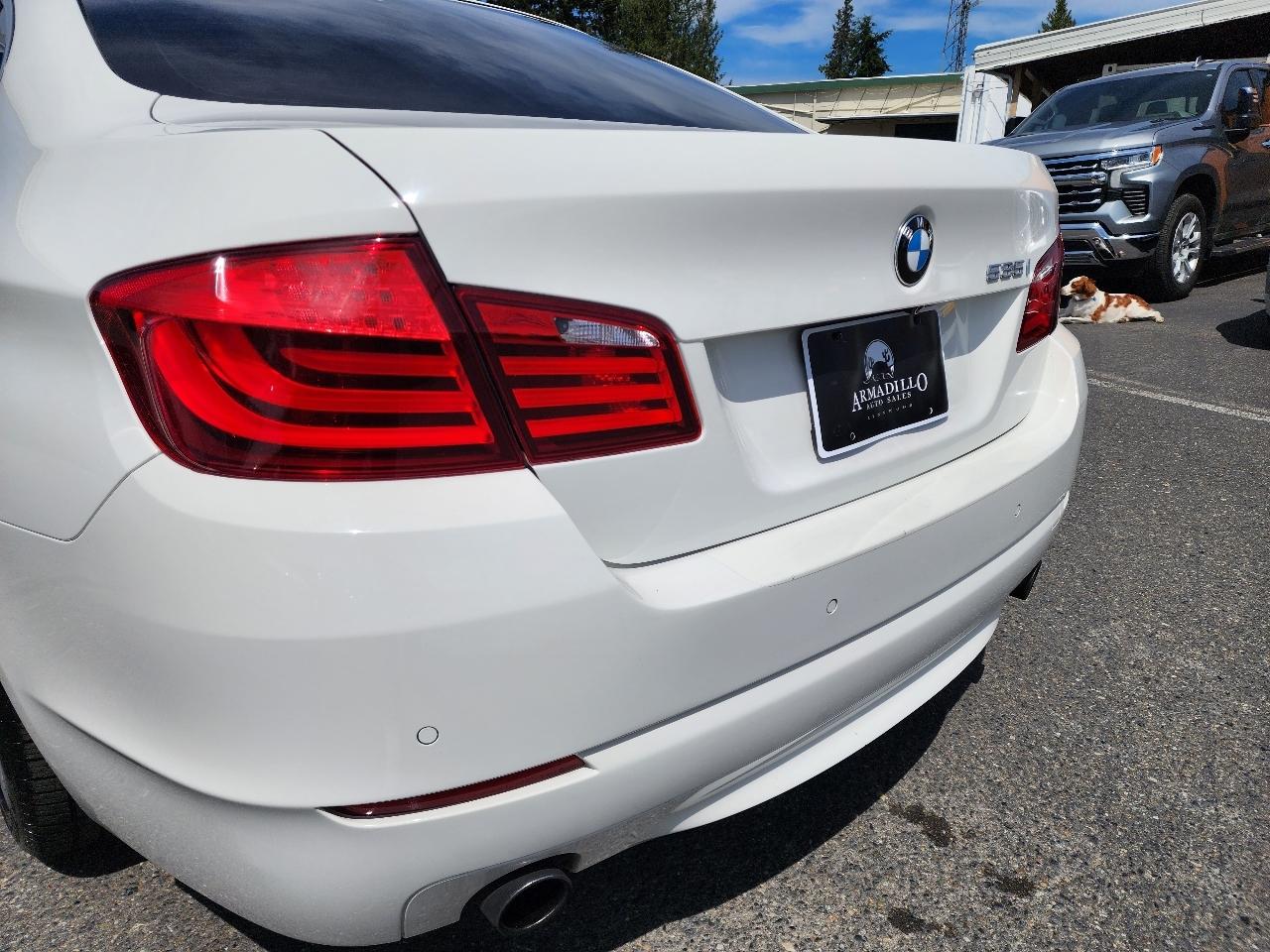 BMW 5 Series 4dr Sdn 535i RWD 2011