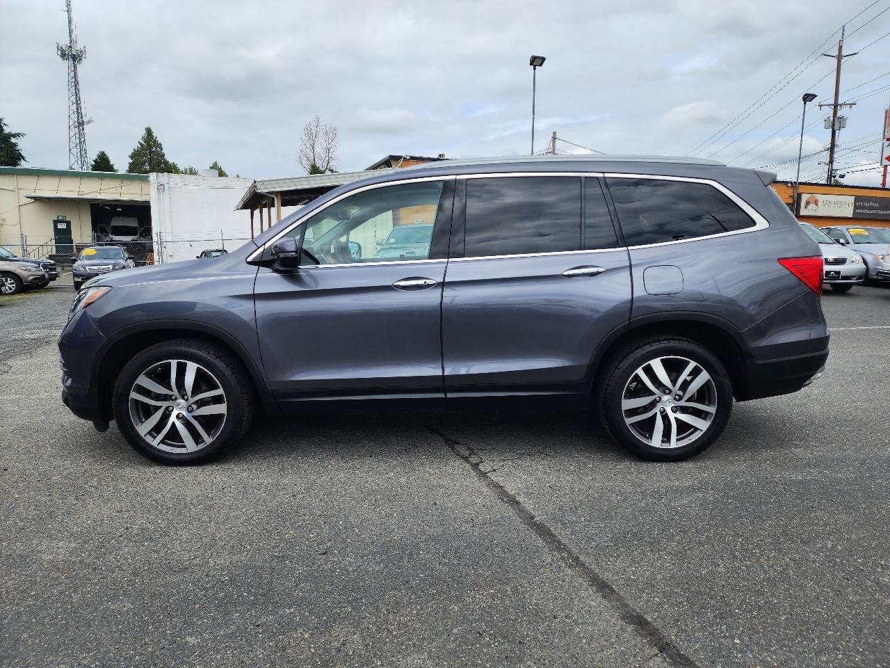 Honda Pilot Touring AWD 2016