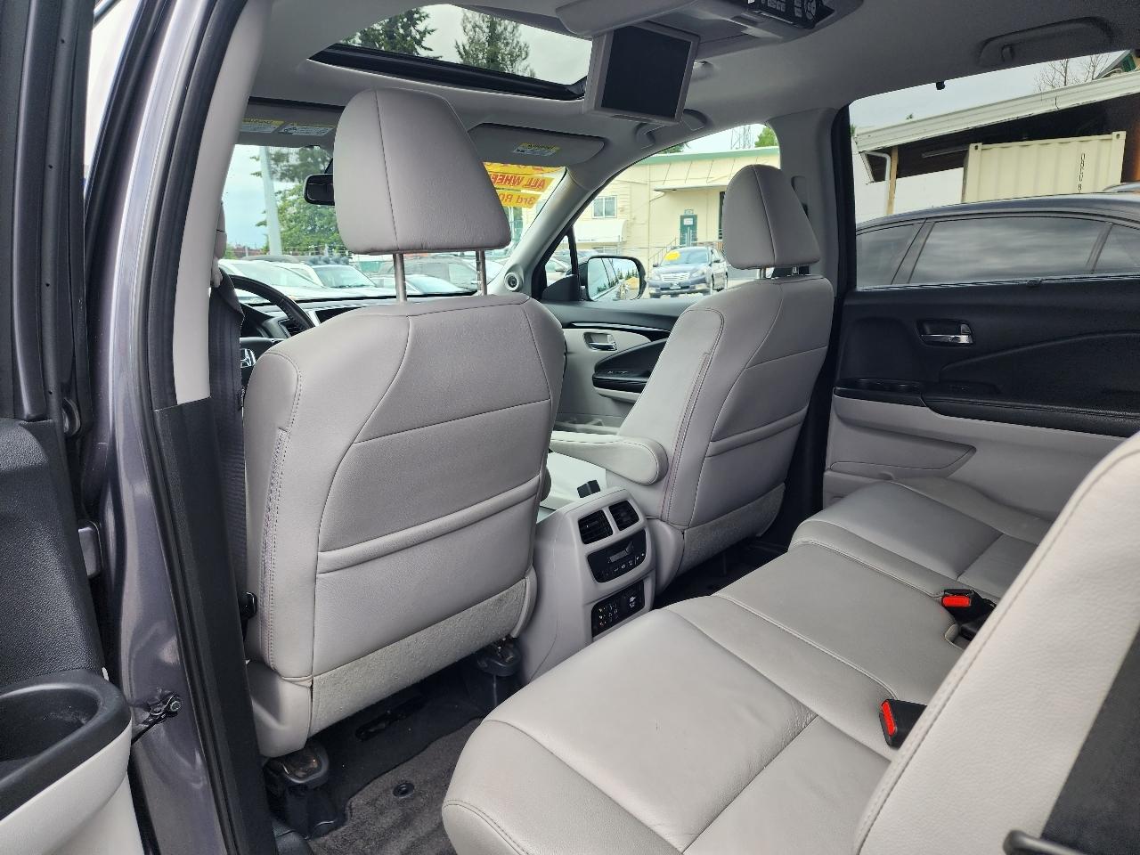 Honda Pilot Touring AWD 2016