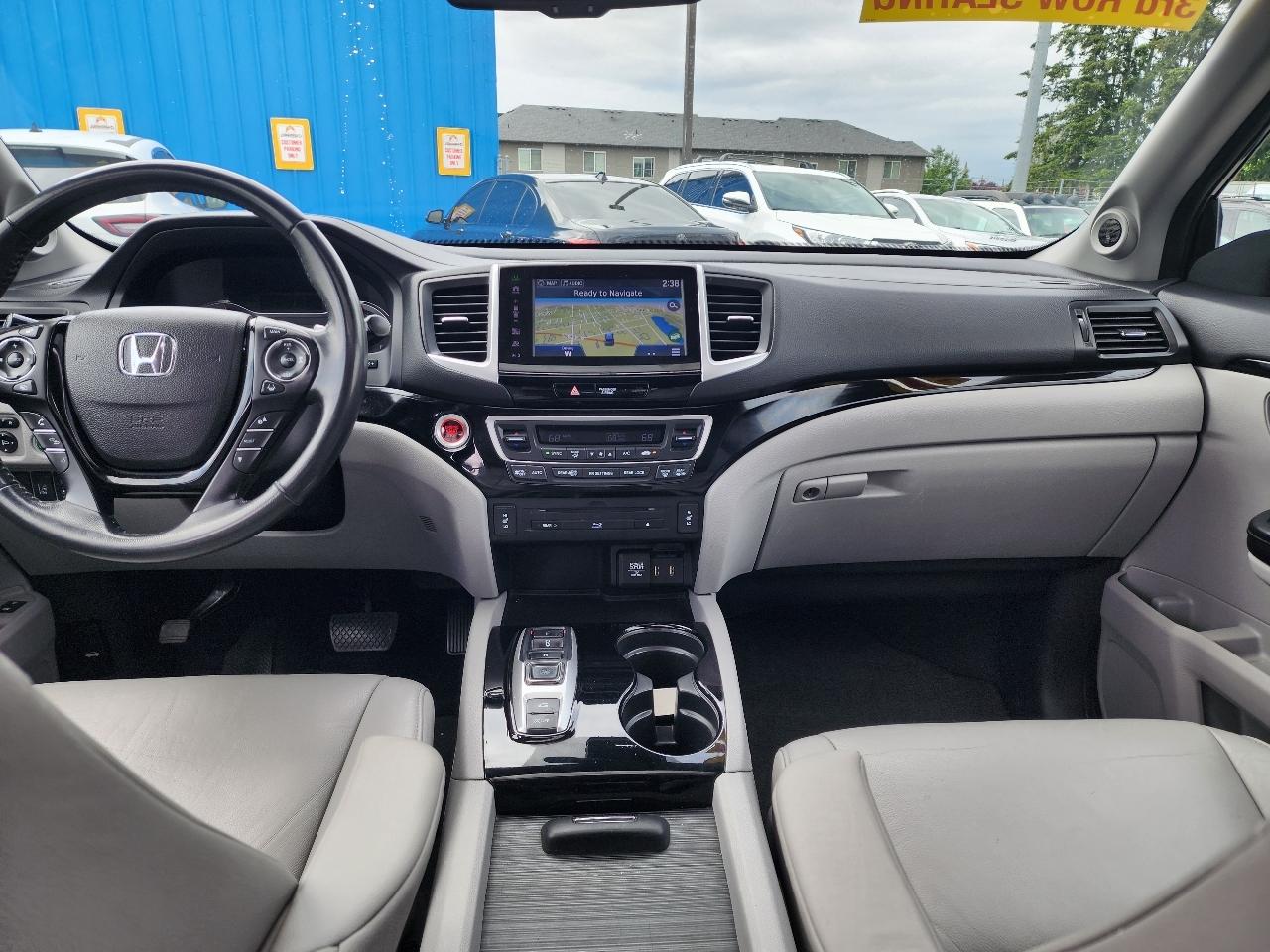 Honda Pilot Touring AWD 2016