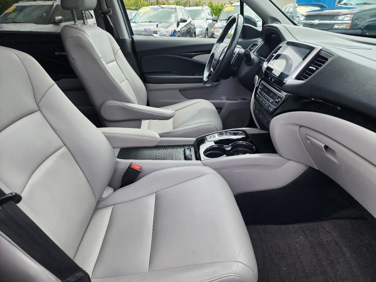 Honda Pilot Touring AWD 2016