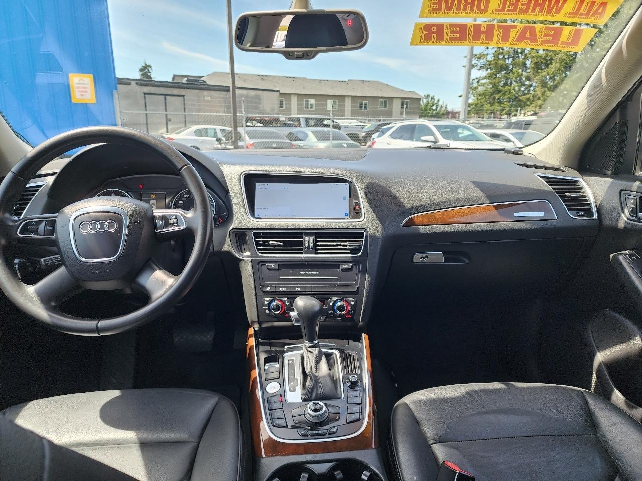 Audi Q5 quattro 4dr 3.2L Premium Plus 2012