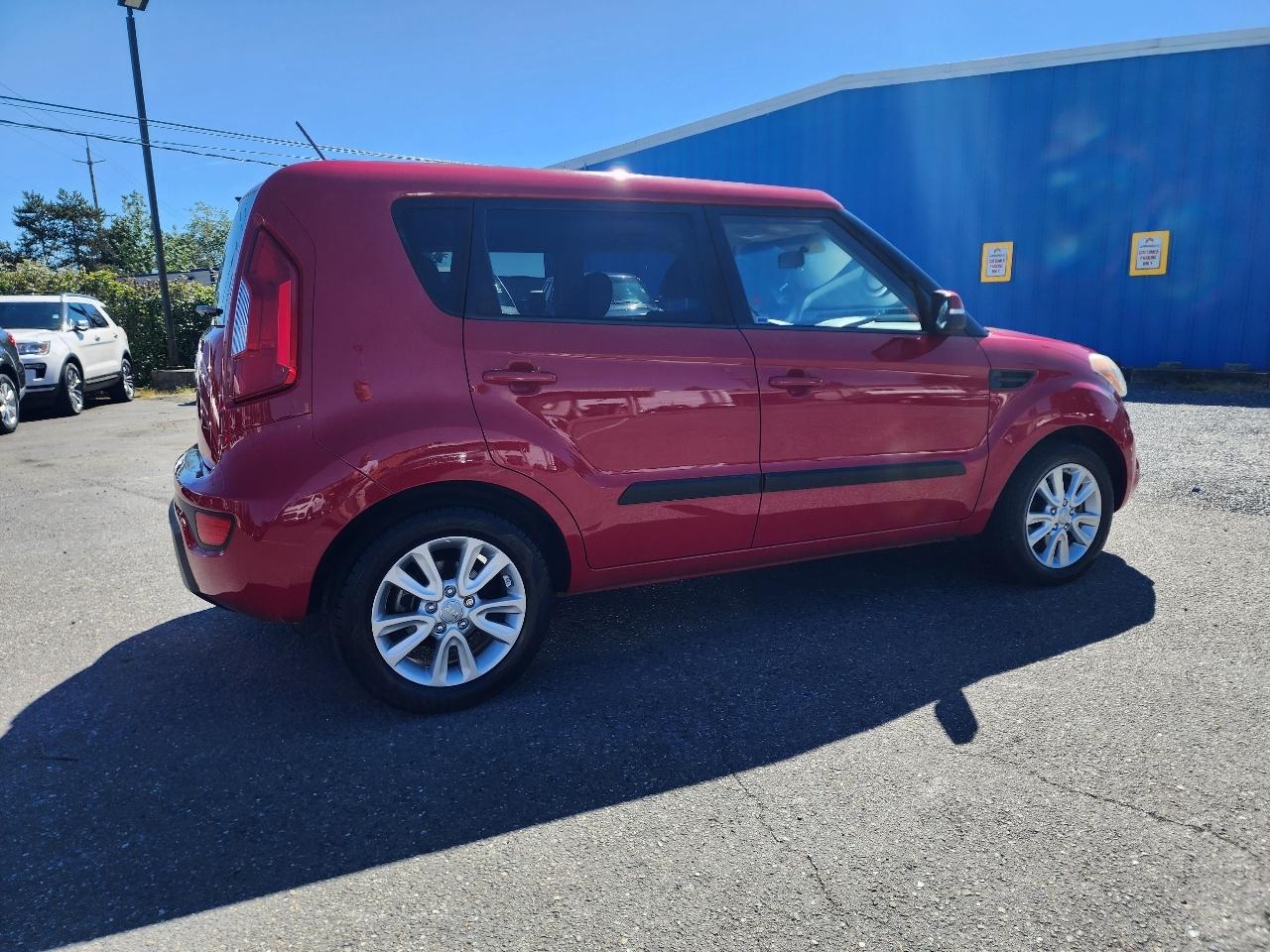 Kia Soul + 2012