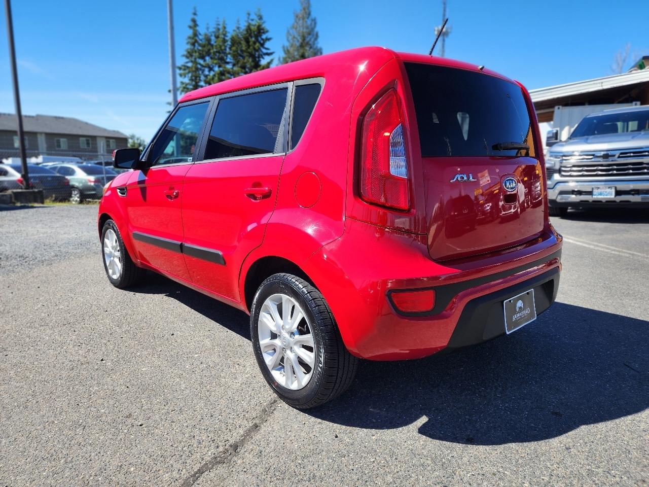 Kia Soul + 2012