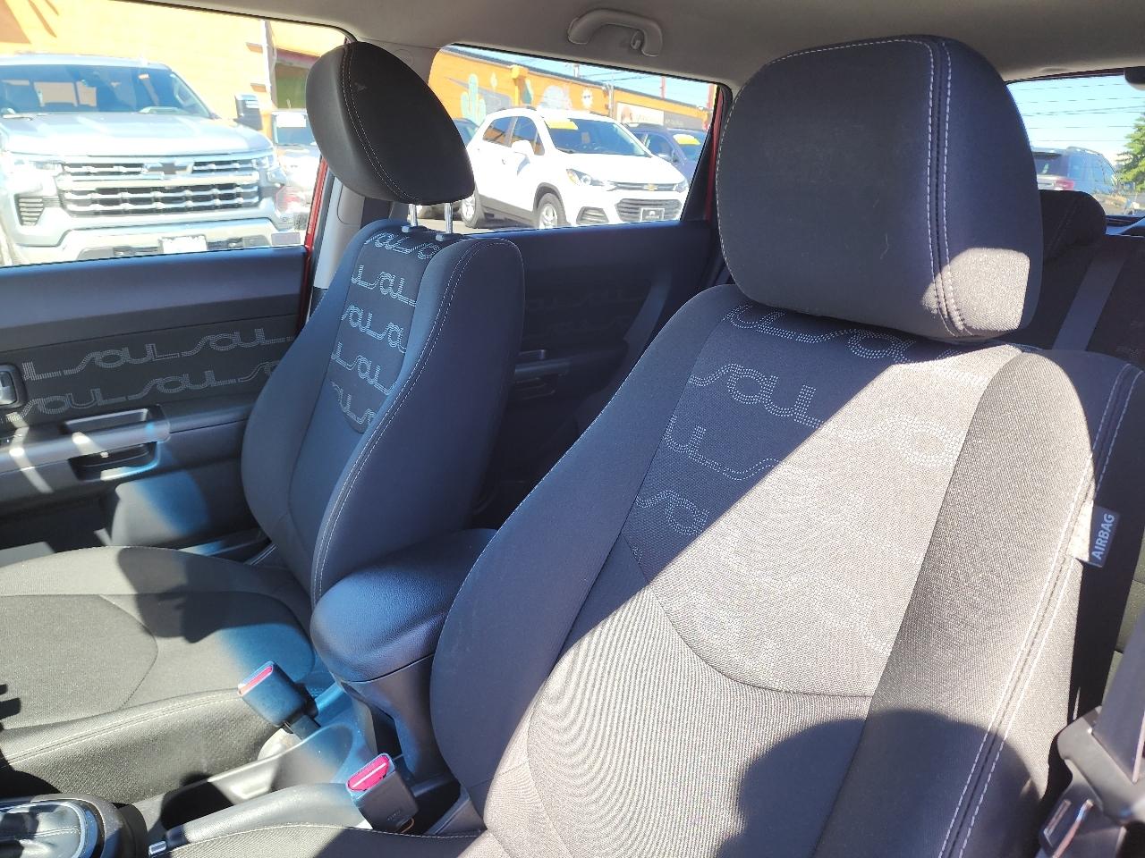Kia Soul + 2012