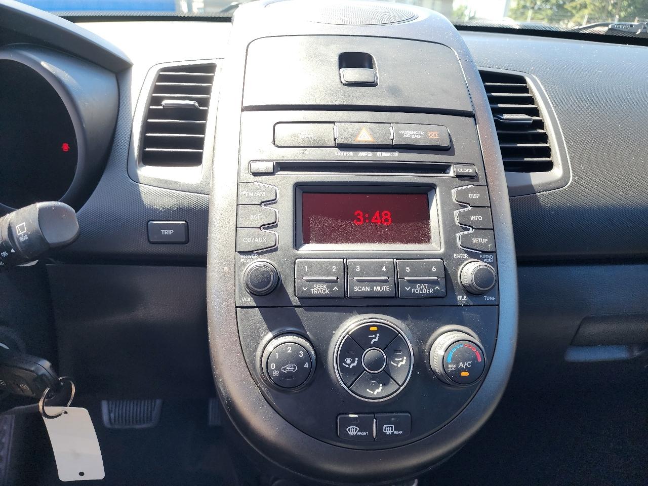 Kia Soul + 2012
