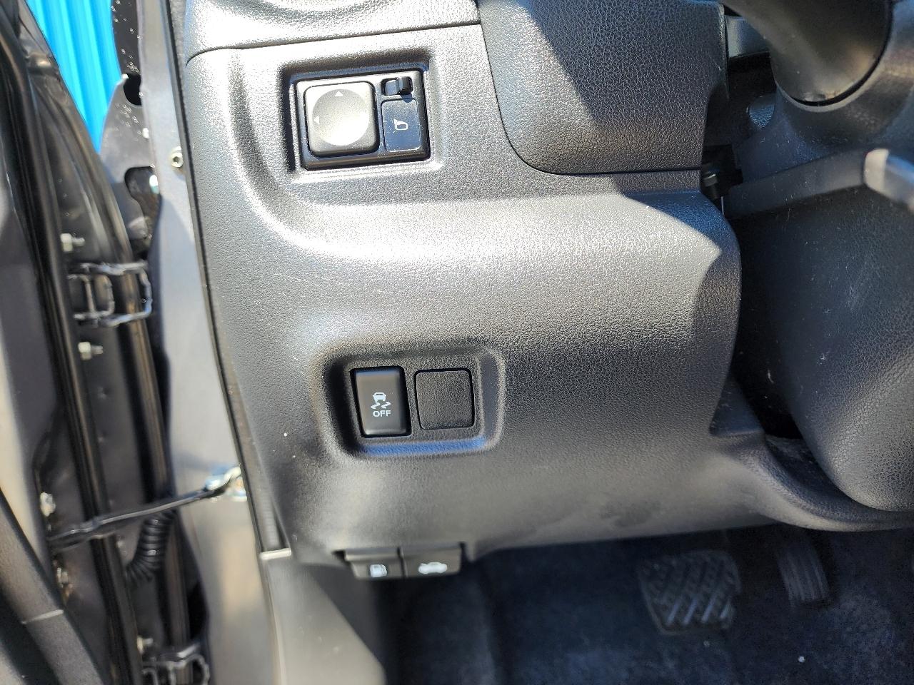 Nissan Versa Sedan 2018.5 SV CVT 2018