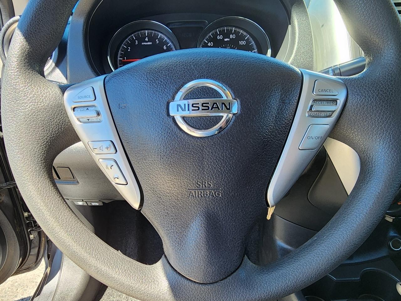 Nissan Versa Sedan 2018.5 SV CVT 2018