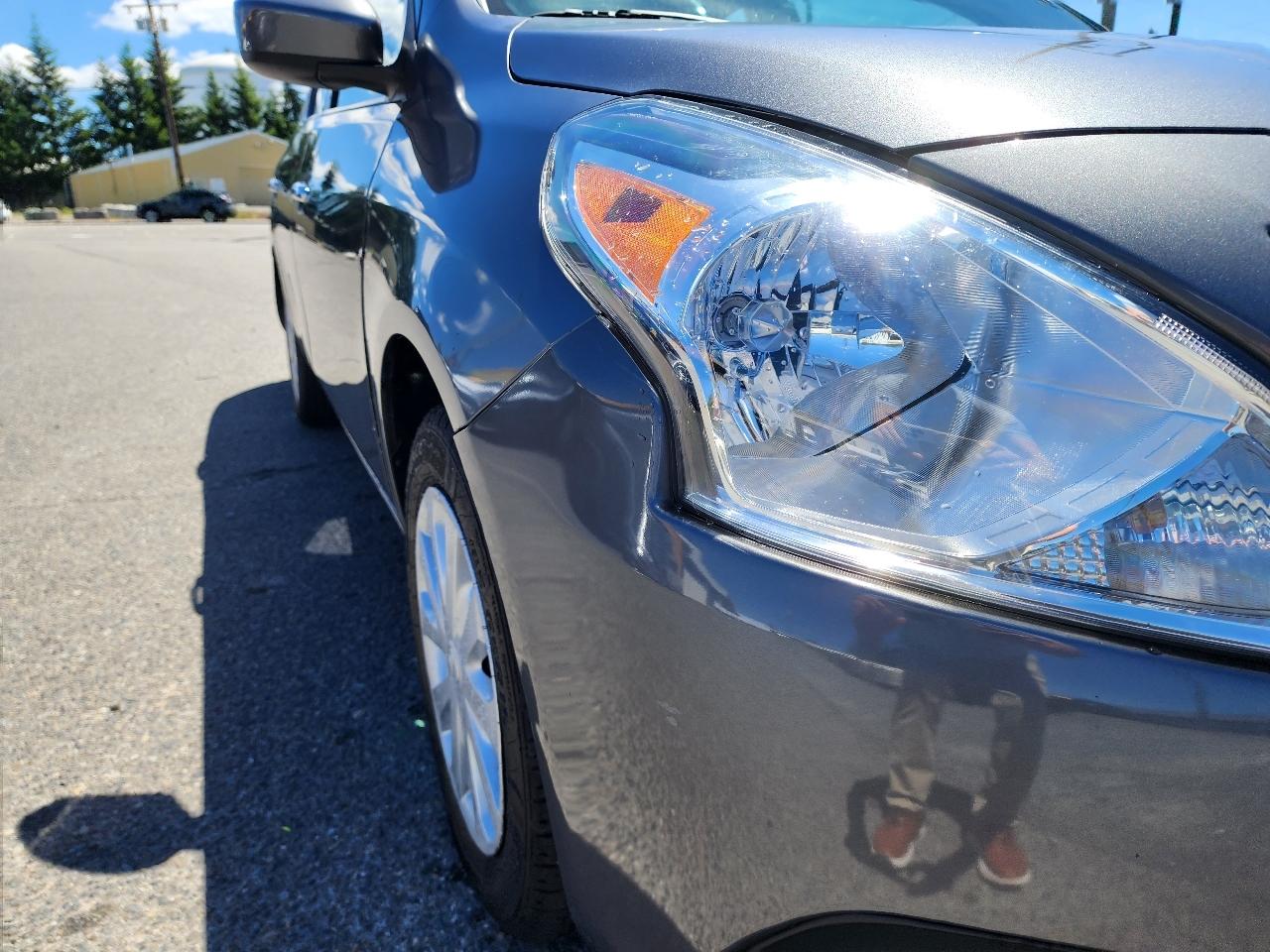Nissan Versa Sedan 2018.5 SV CVT 2018
