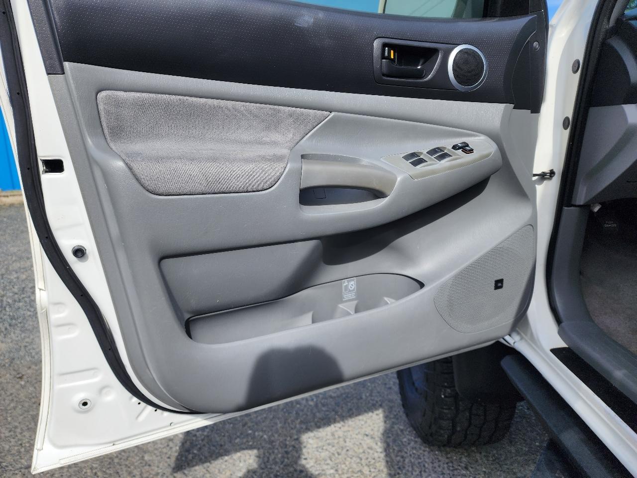 Toyota Tacoma Double Cab 4WD 2007