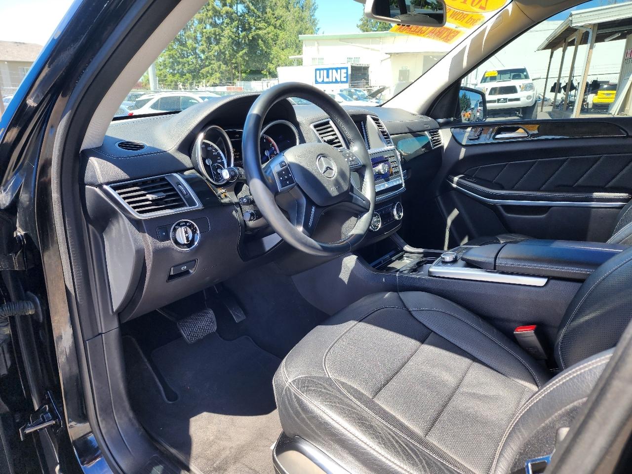 Mercedes-Benz GL  2016