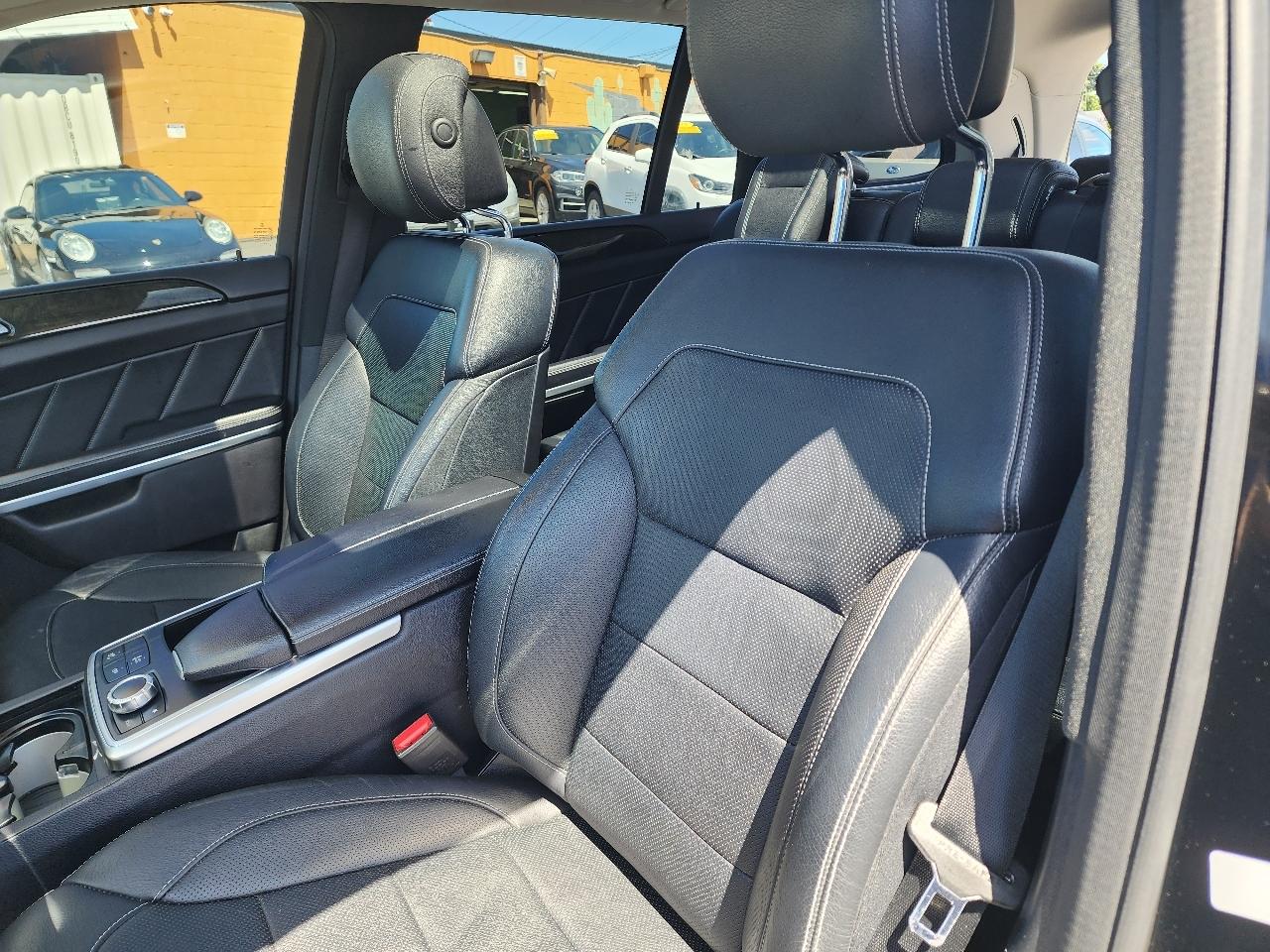 Mercedes-Benz GL  2016