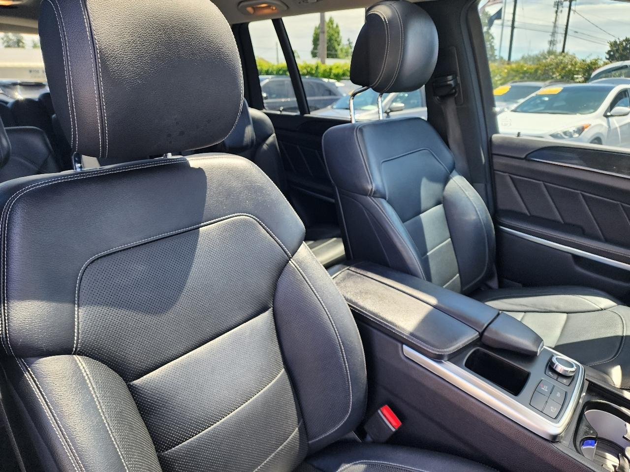 Mercedes-Benz GL  2016