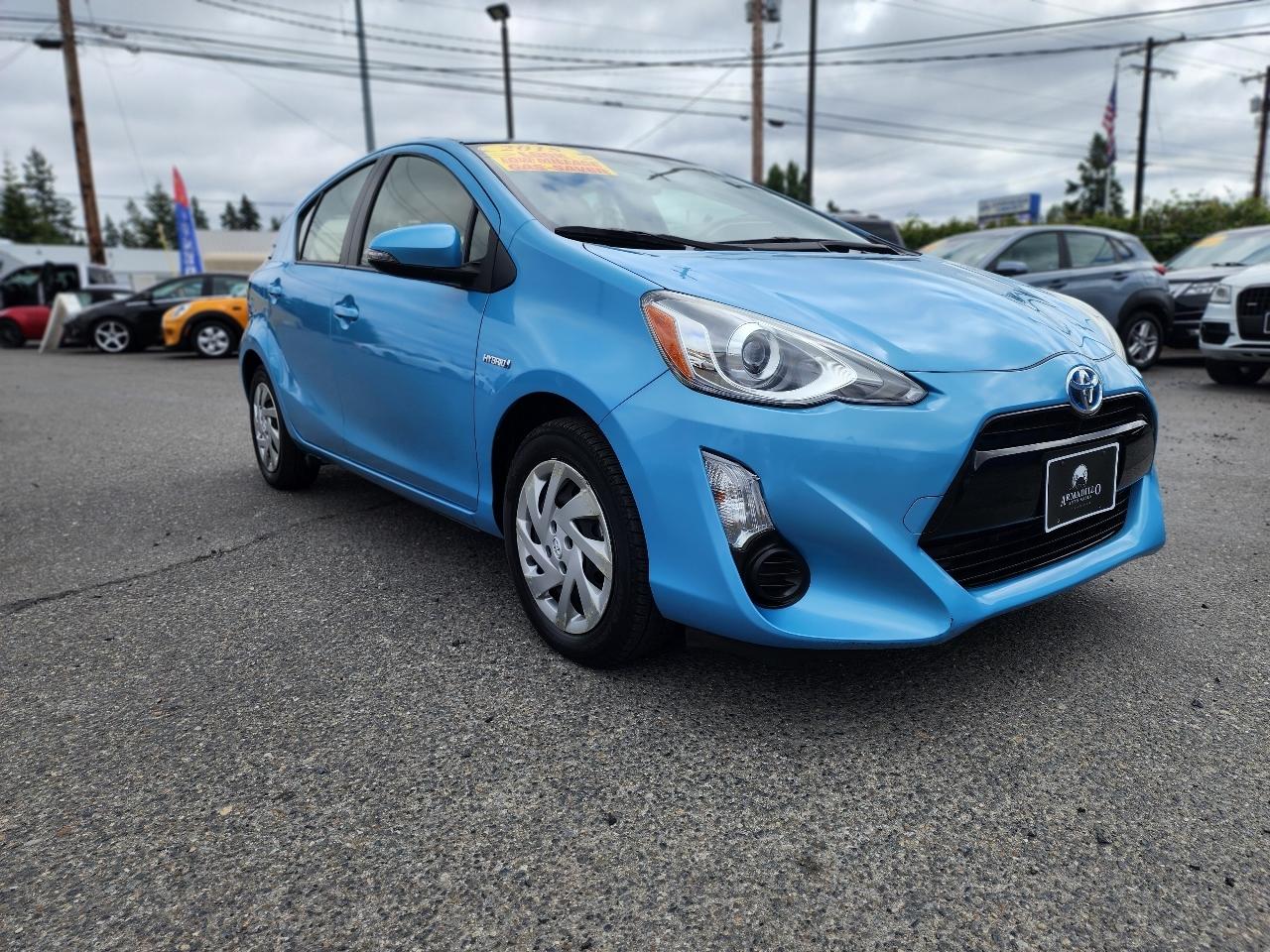 Toyota Prius c Two 2015