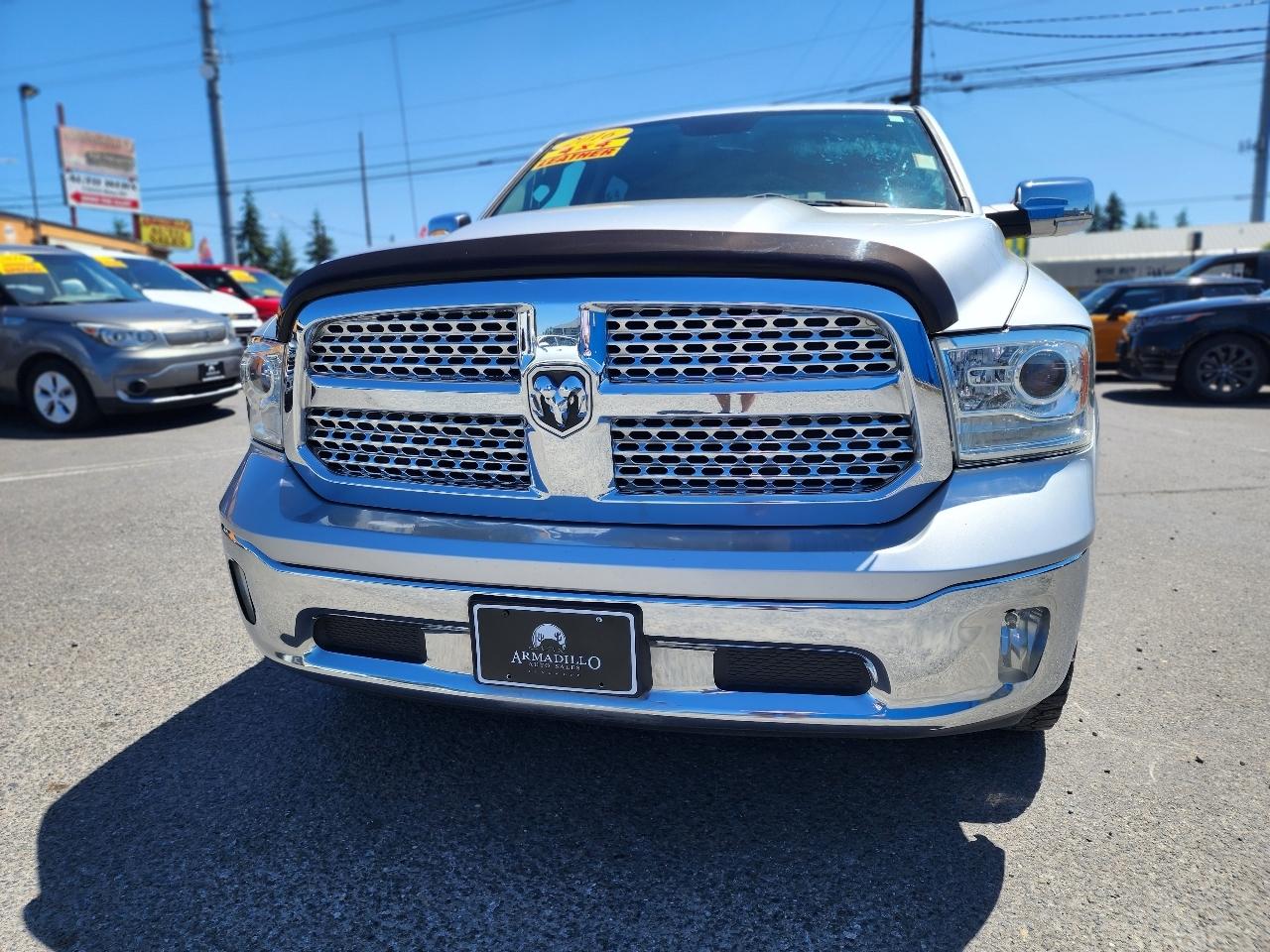 RAM 1500 Laramie Crew Cab 4WD 2016