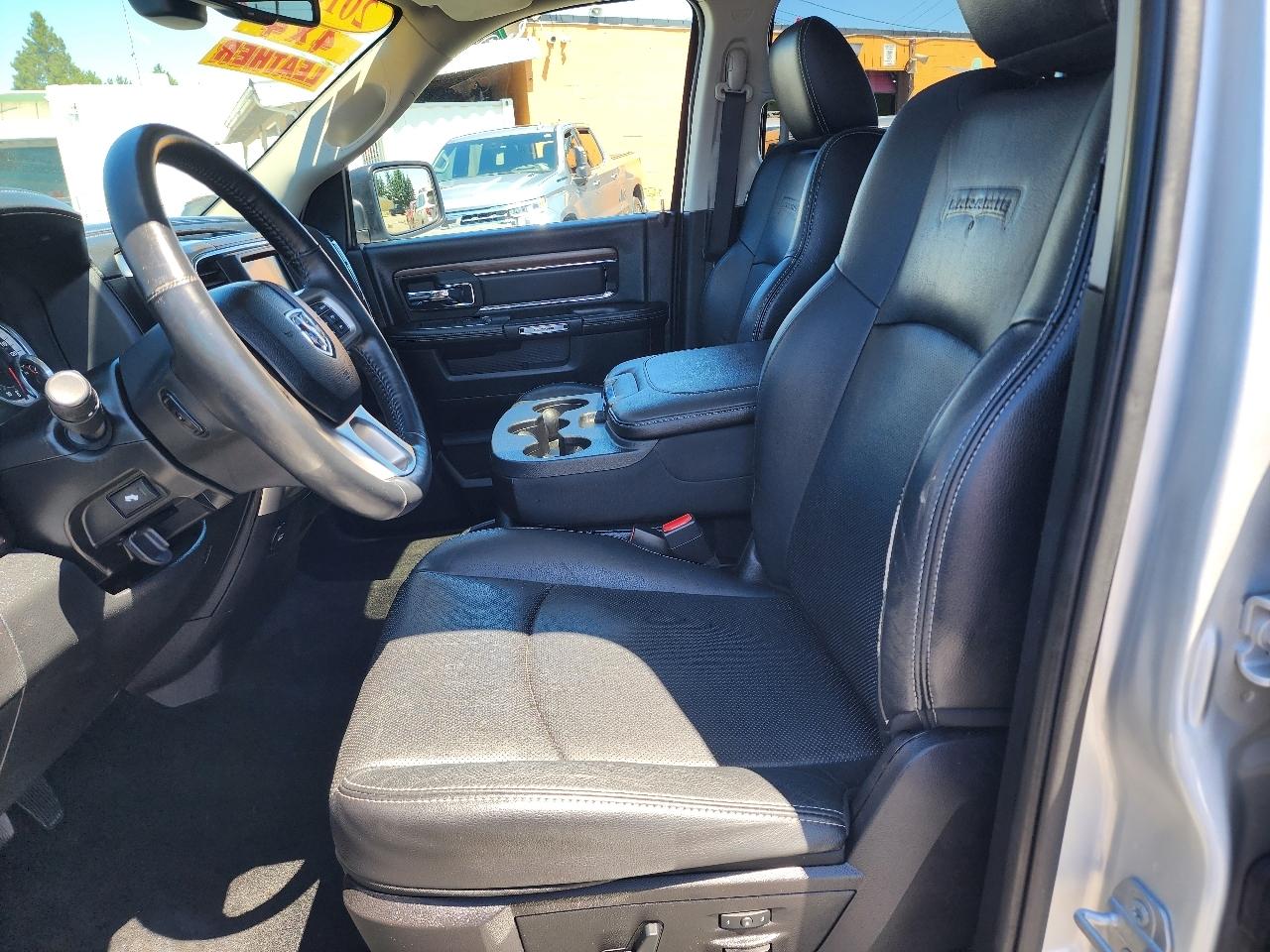 RAM 1500 Laramie Crew Cab 4WD 2016