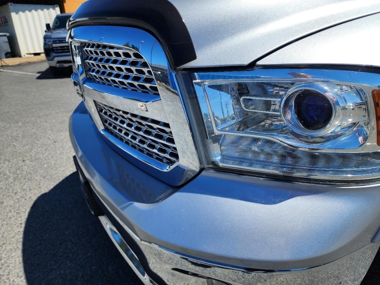 RAM 1500 Laramie Crew Cab 4WD 2016