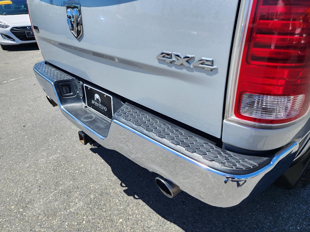 RAM 1500 Laramie Crew Cab 4WD 2016