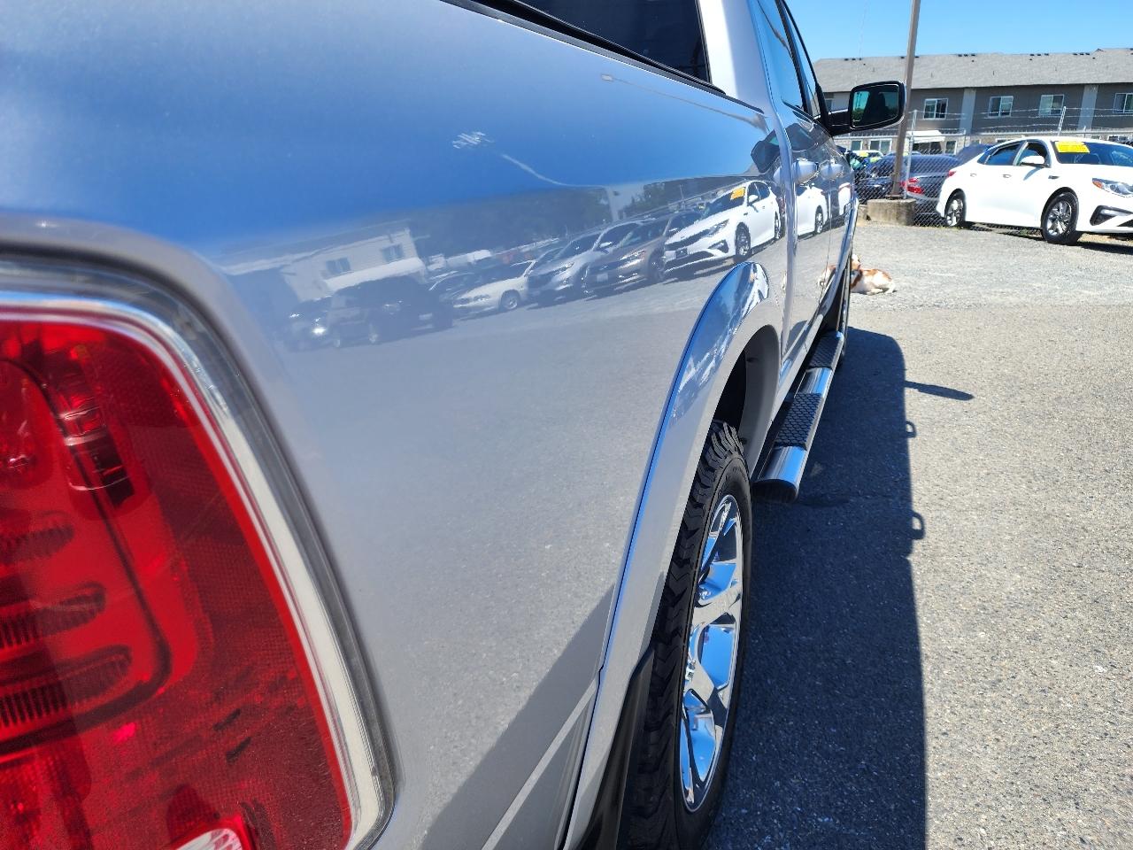 RAM 1500 Laramie Crew Cab 4WD 2016
