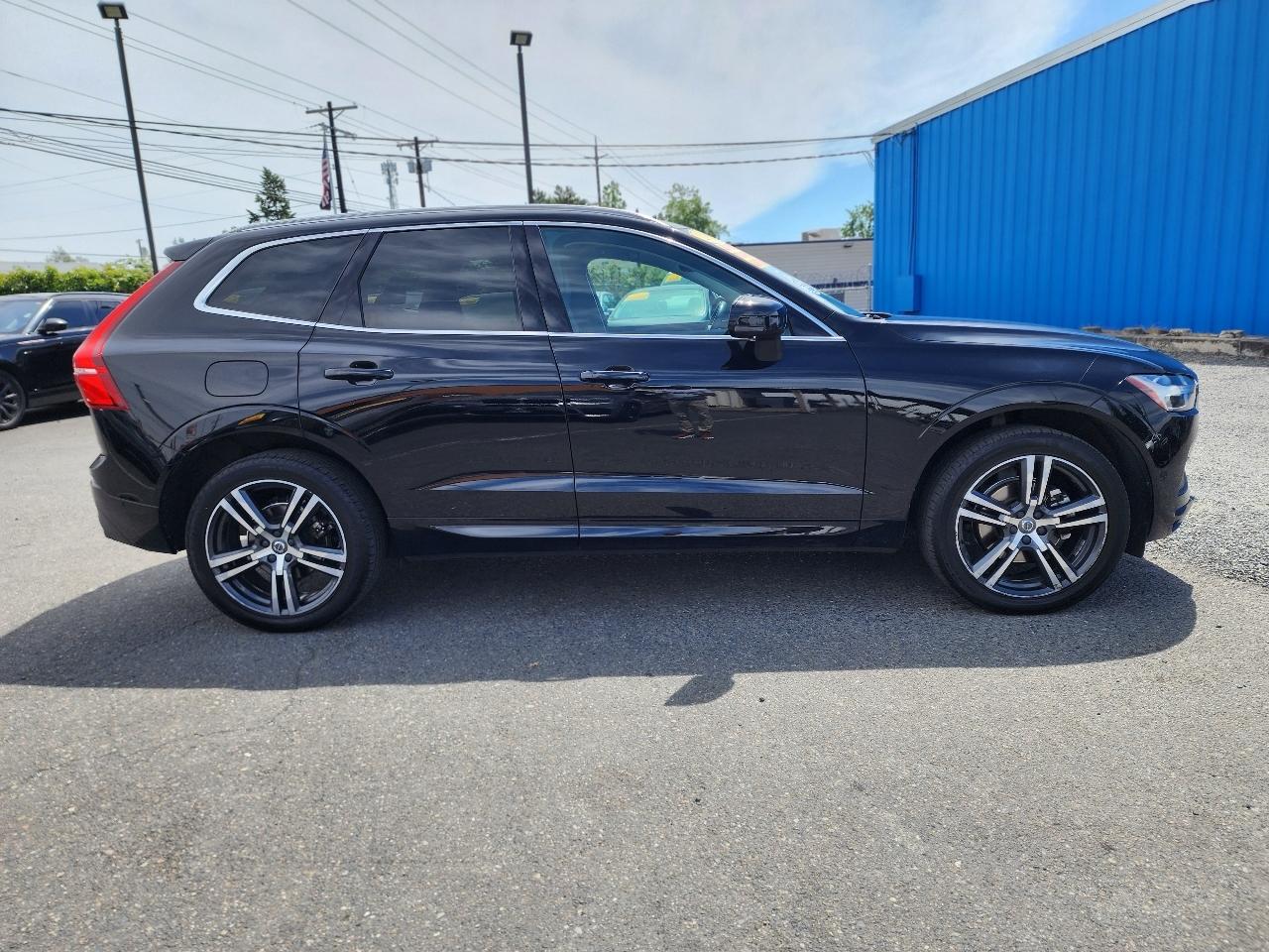 Volvo XC60 T5 Momentum AWD 2019