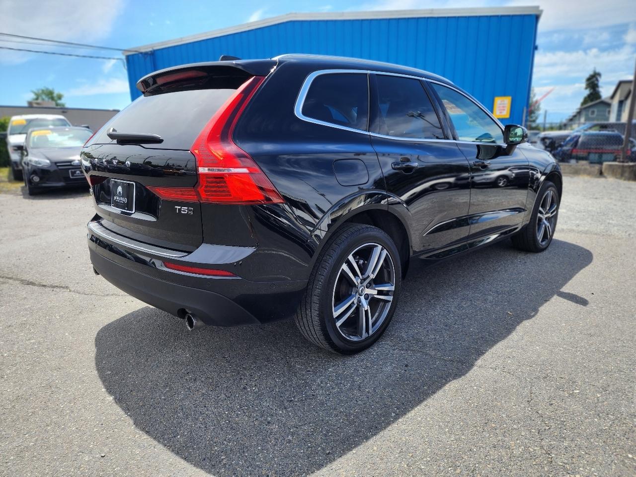 Volvo XC60 T5 Momentum AWD 2019