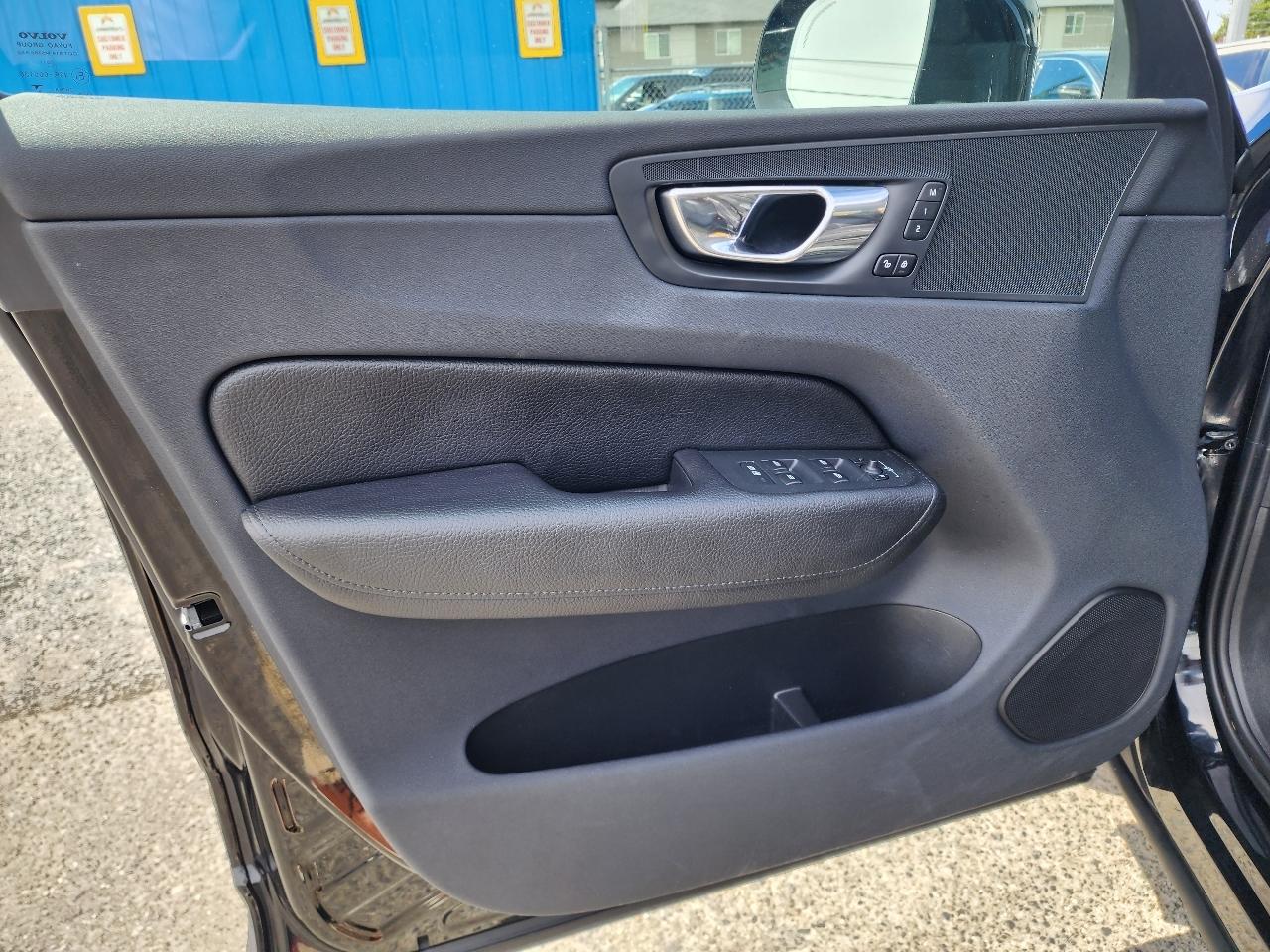 Volvo XC60 T5 Momentum AWD 2019