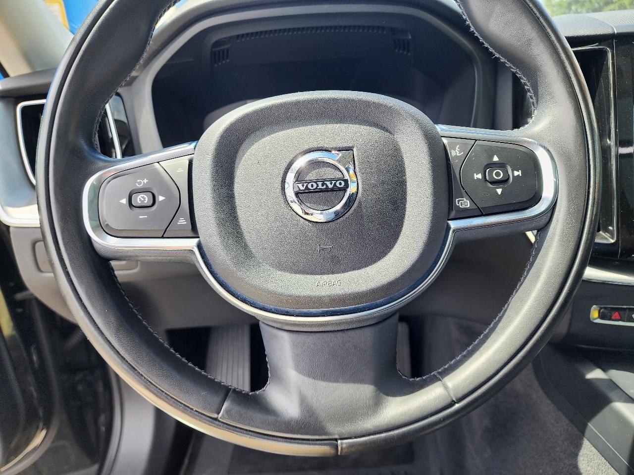 Volvo XC60 T5 Momentum AWD 2019