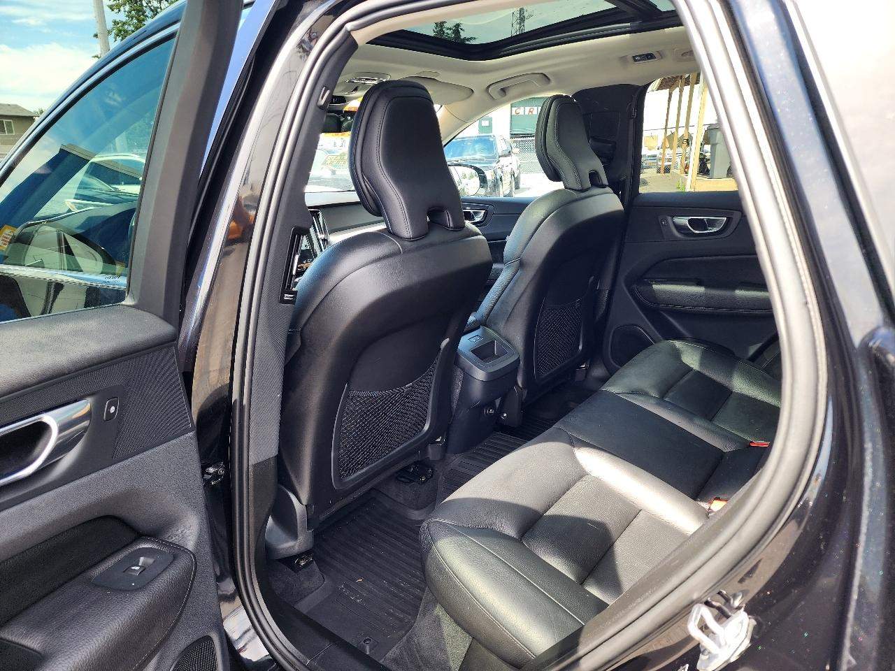 Volvo XC60 T5 Momentum AWD 2019