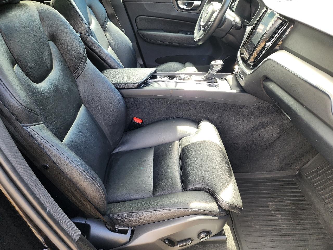 Volvo XC60 T5 Momentum AWD 2019