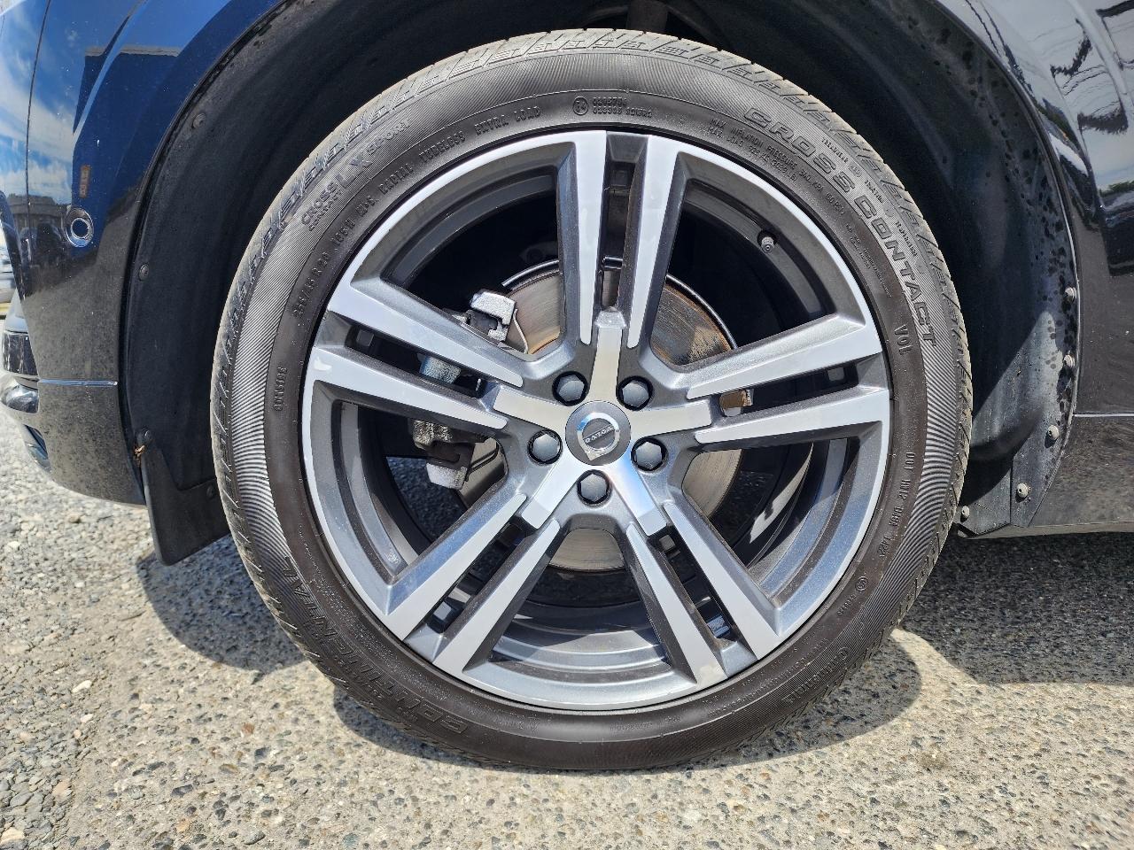 Volvo XC60 T5 Momentum AWD 2019
