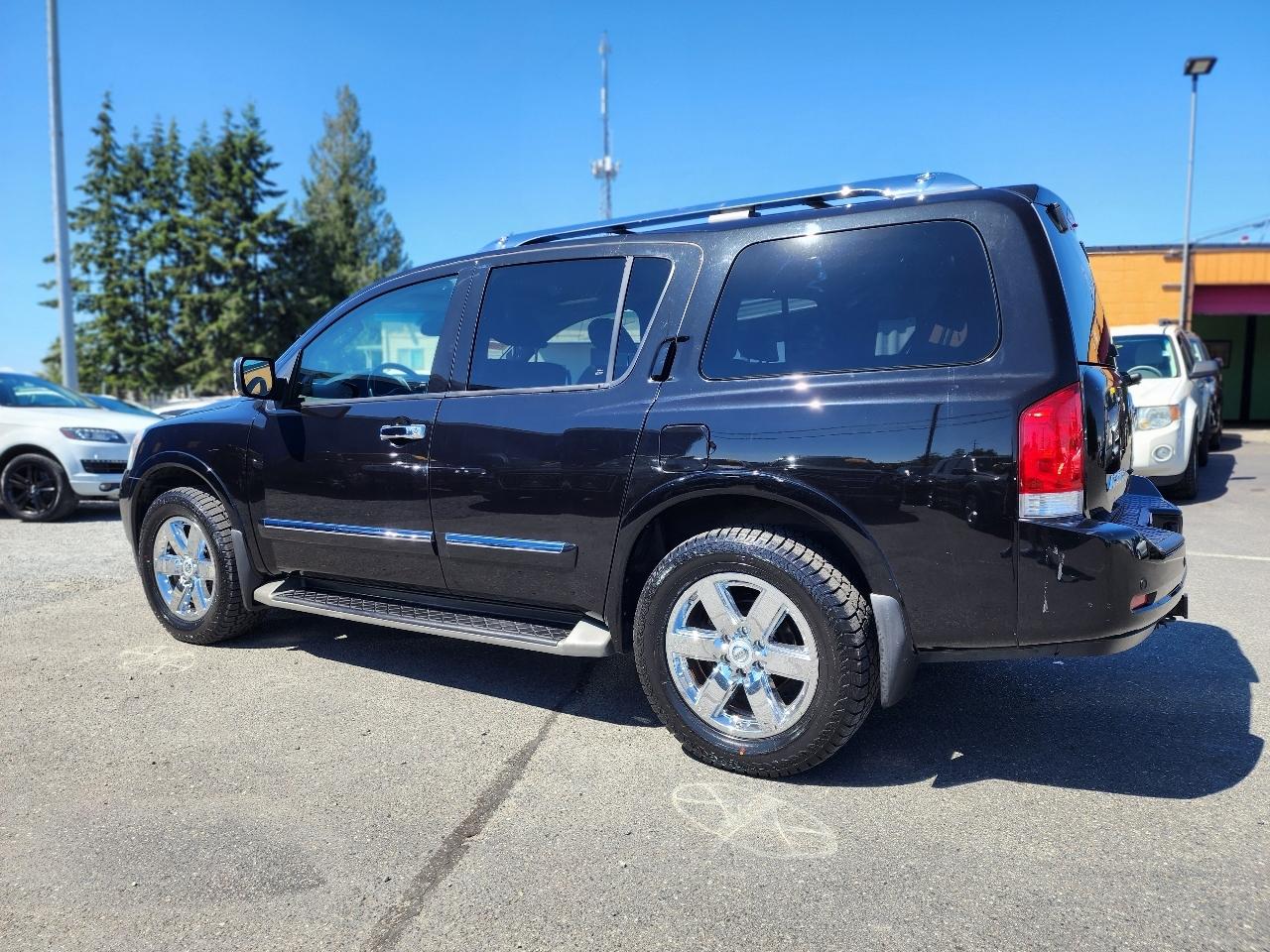 Nissan Armada Platinum 4WD 2012