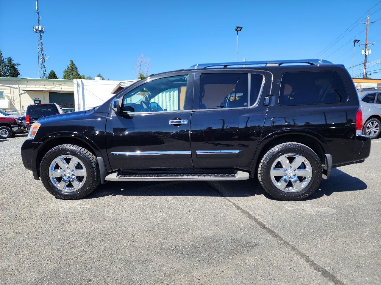 Nissan Armada Platinum 4WD 2012