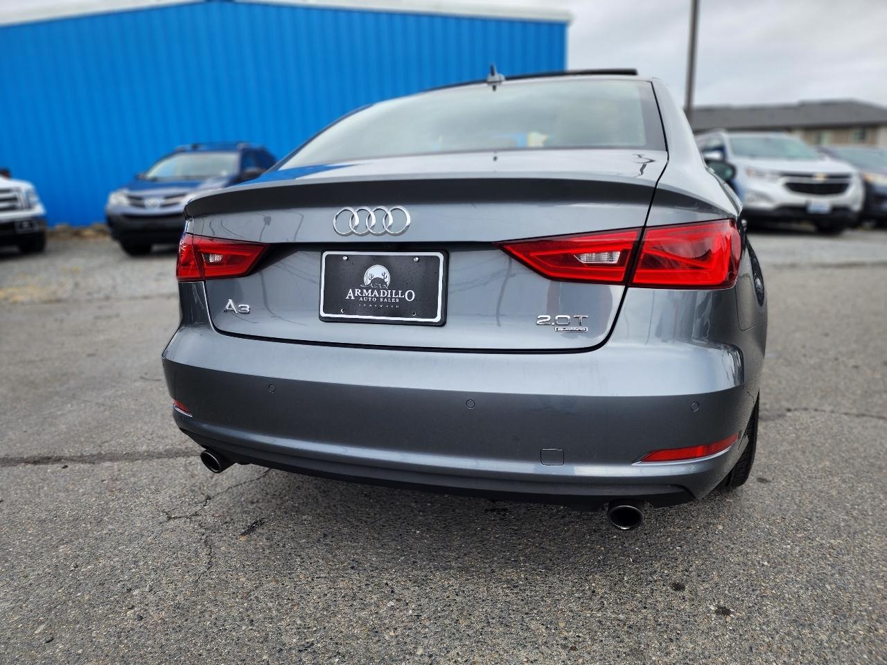 Audi A3 Sedan 2.0 TFSI Premium quattro AWD 2015
