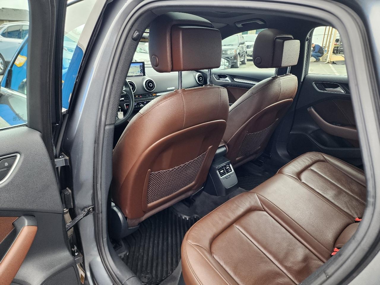 Audi A3 Sedan 2.0 TFSI Premium quattro AWD 2015