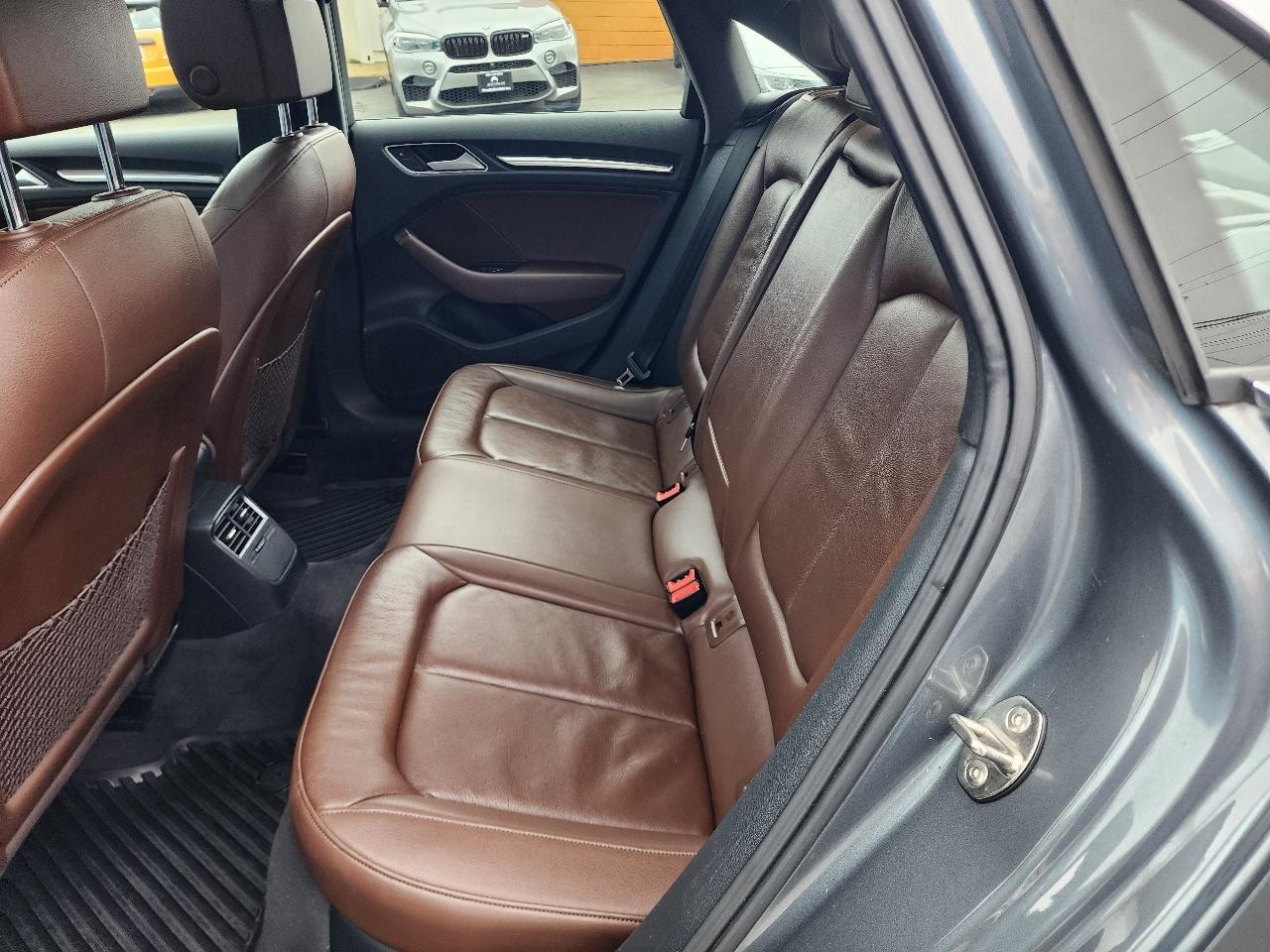 Audi A3 Sedan 2.0 TFSI Premium quattro AWD 2015