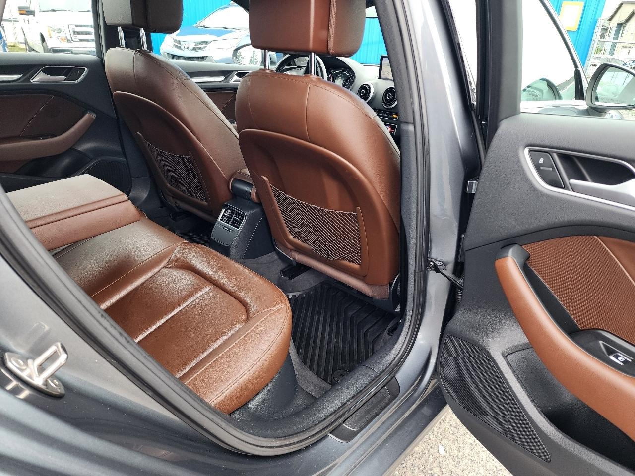 Audi A3 Sedan 2.0 TFSI Premium quattro AWD 2015