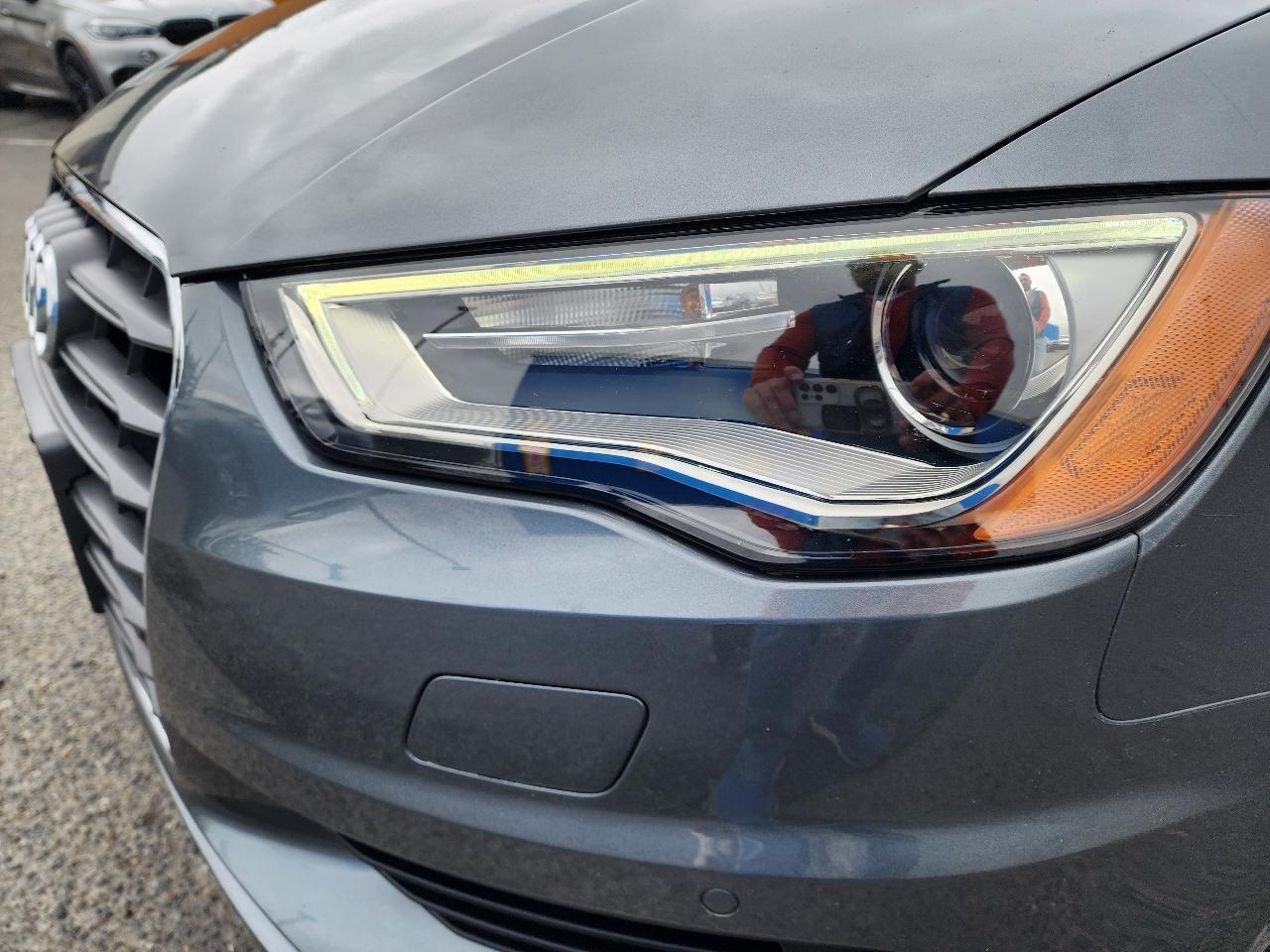 Audi A3 Sedan 2.0 TFSI Premium quattro AWD 2015