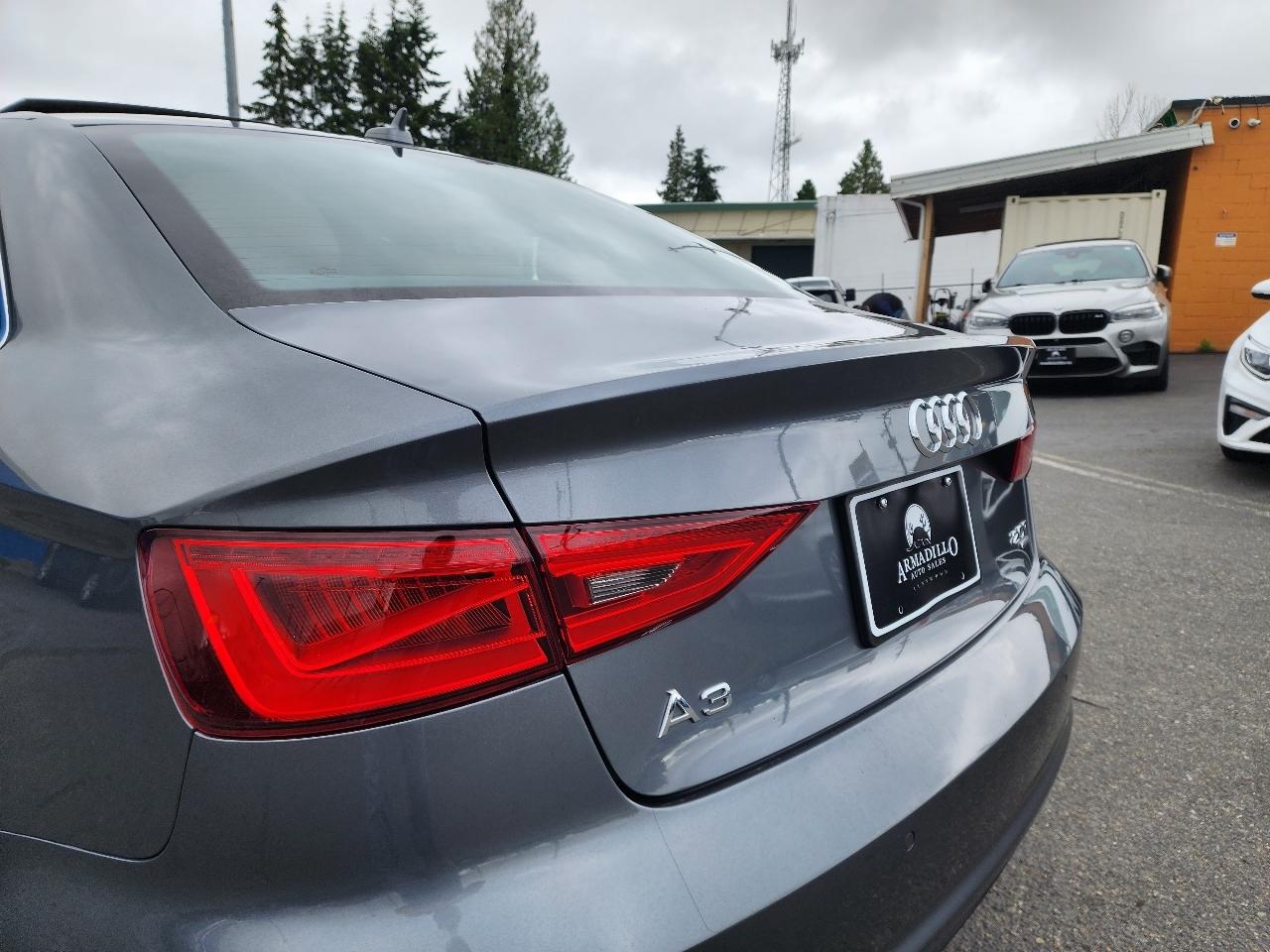 Audi A3 Sedan 2.0 TFSI Premium quattro AWD 2015