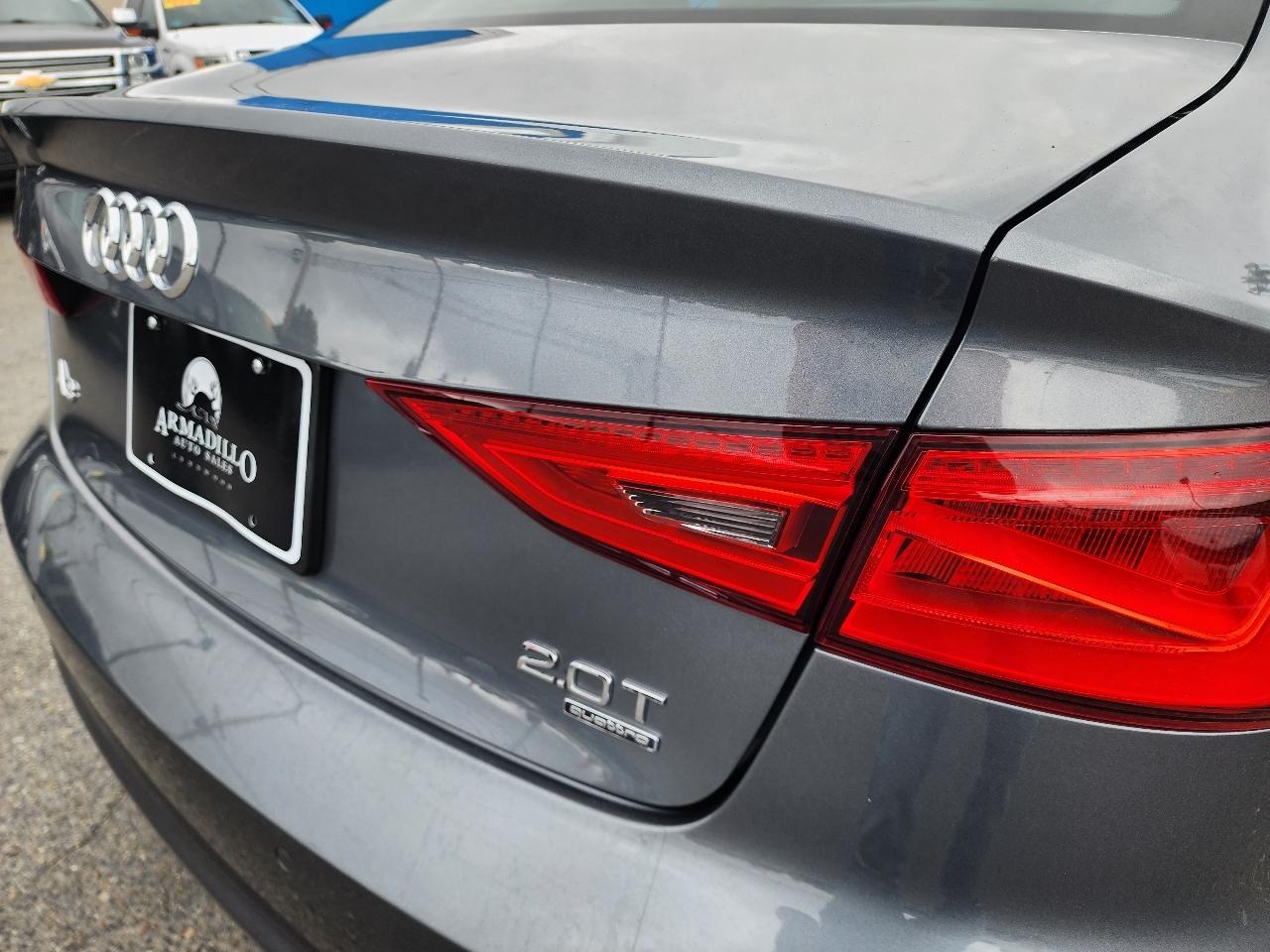 Audi A3 Sedan 2.0 TFSI Premium quattro AWD 2015
