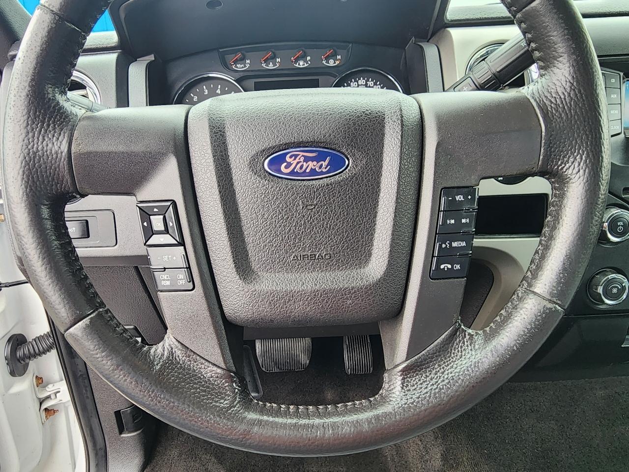 Ford F-150 XLT SuperCrew 4WD 2013