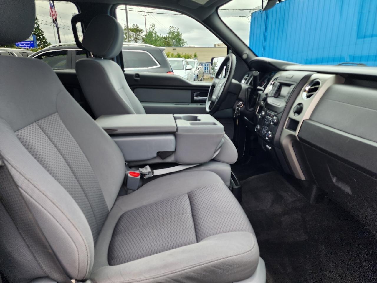 Ford F-150 XLT SuperCrew 4WD 2013